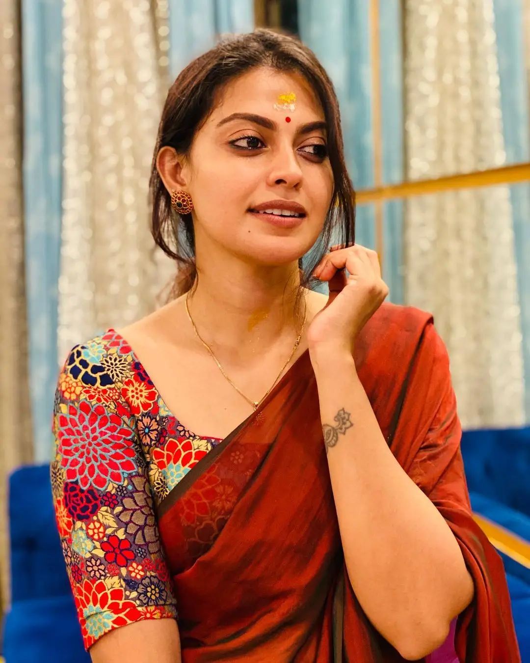 Malayalam Actress Anusree Nair in Maroon Saree Blouse